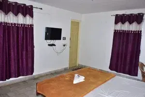 Double Bed   photo 1