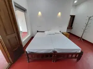 Standard non-AC Room   photo 3