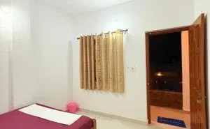Dudhsagar Waterfall Trek with Stay Package   photo 3