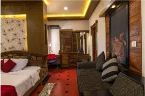 OLIVES PREMIUM SUITE   photo 3