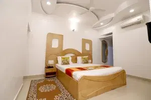 Luxury Double Bedded AC Room
