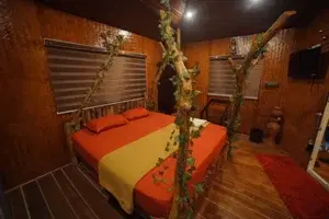 Tree House