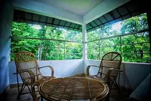 Batchelor Cottage Forest View