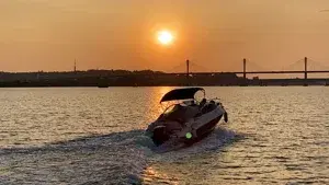 Manta Ray (Small Yachts)     photo 5