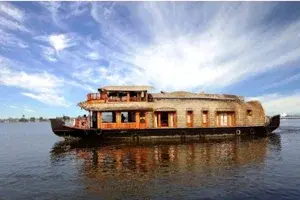 PMC LAKESHORE RESORT& HOUSEBOAT   photo 1