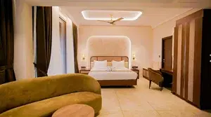 Mountain View Jacuzzi room