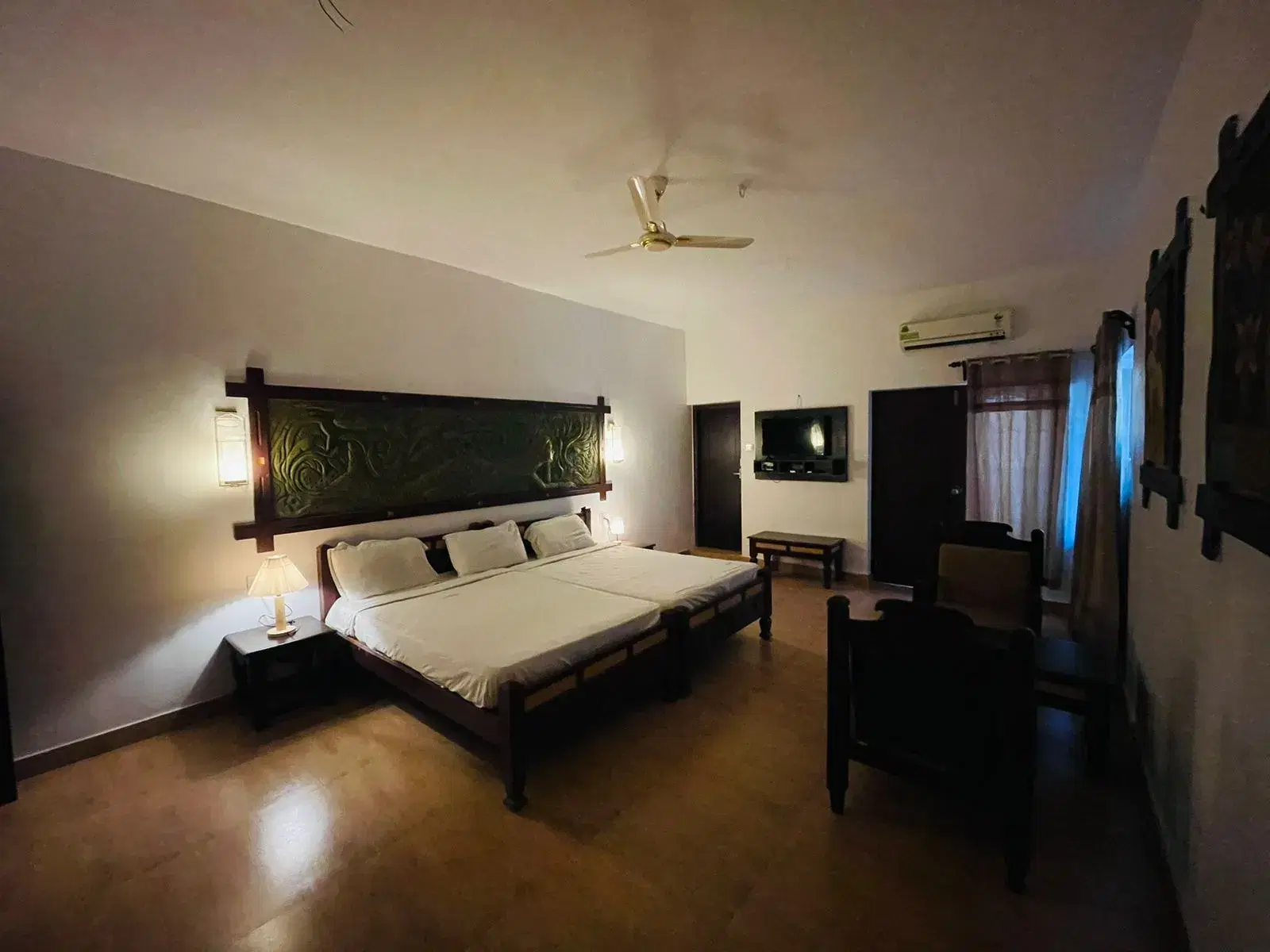 AC ROOM