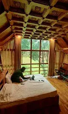 MOUNTAIN VIEW ROOM