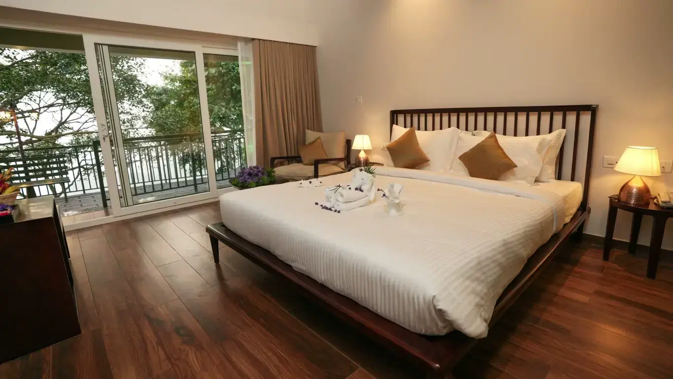 VALLEY VILLA