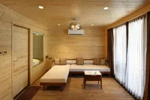 Duplex Lake View Jacuzzi Suite With Balcony