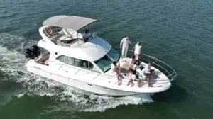 Prestige 36 (Big Yachts)   photo 2