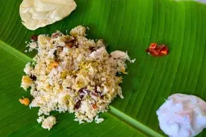 Traditional Kerala Lunch on Banana Leaves with Sunset Cruise   photo 1