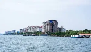 COCHIN AND HOUSEBOAT PACKAGE   photo 2