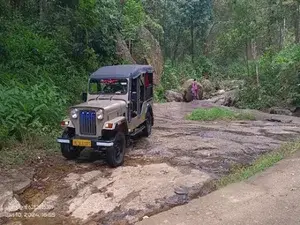  Anakulam Jeep Safari   photo 2