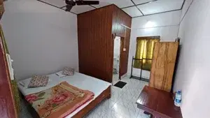NON AC STANDARD ROOM   photo 1