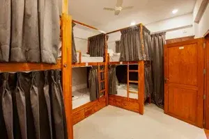 BUNK ROOM   photo 1
